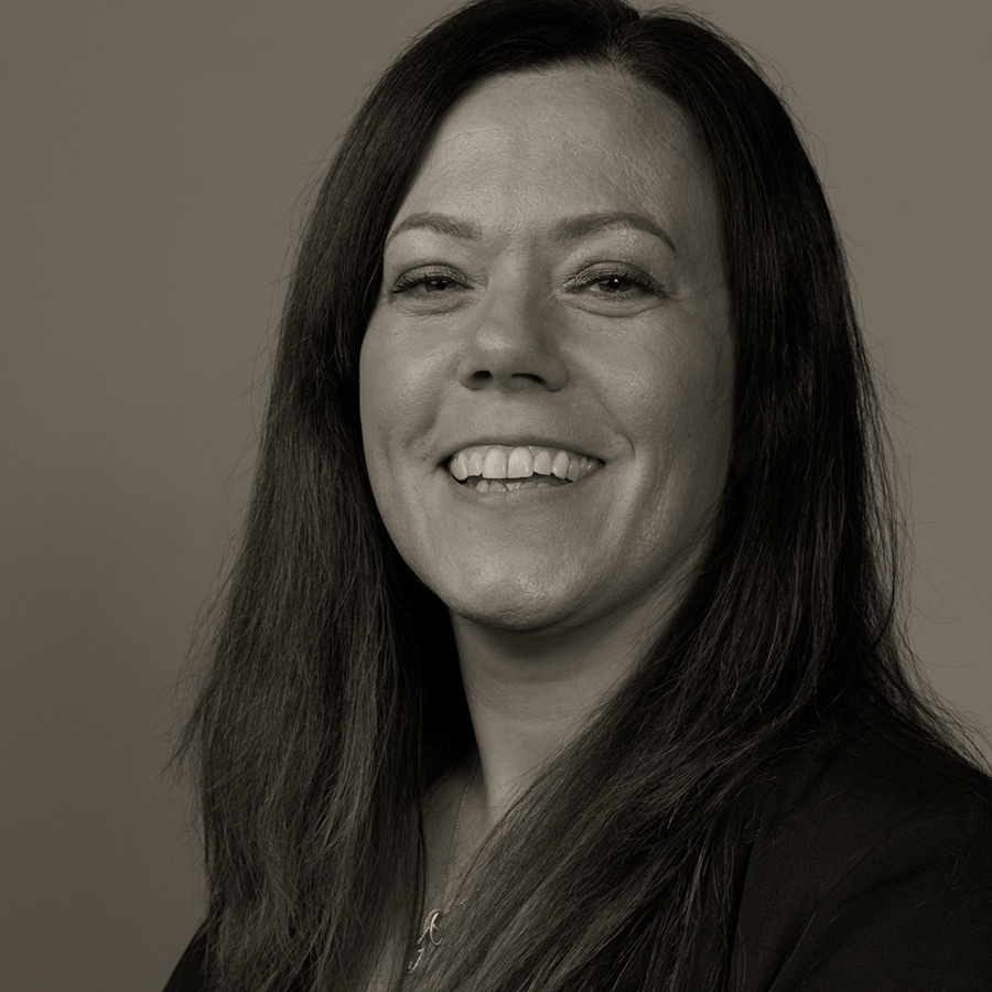 Coloured 0009 Louise Harris Employee Benefits Senior Accounts Handler
